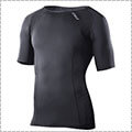2XU Compression S/S Top　黒/黒